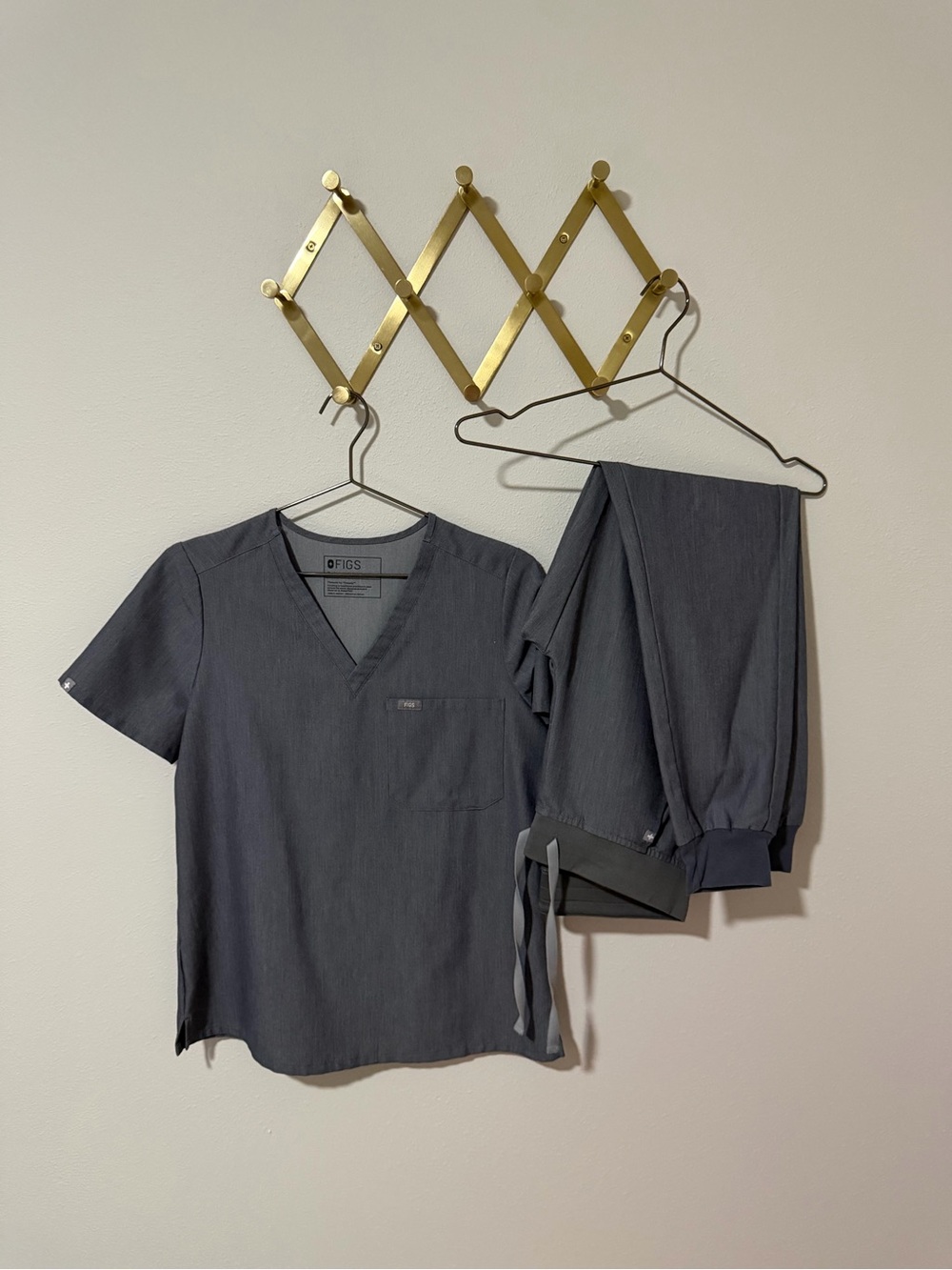 FIGS Slate Gray Unisex Scrub Set - V-Neck Top & Jogger Pants